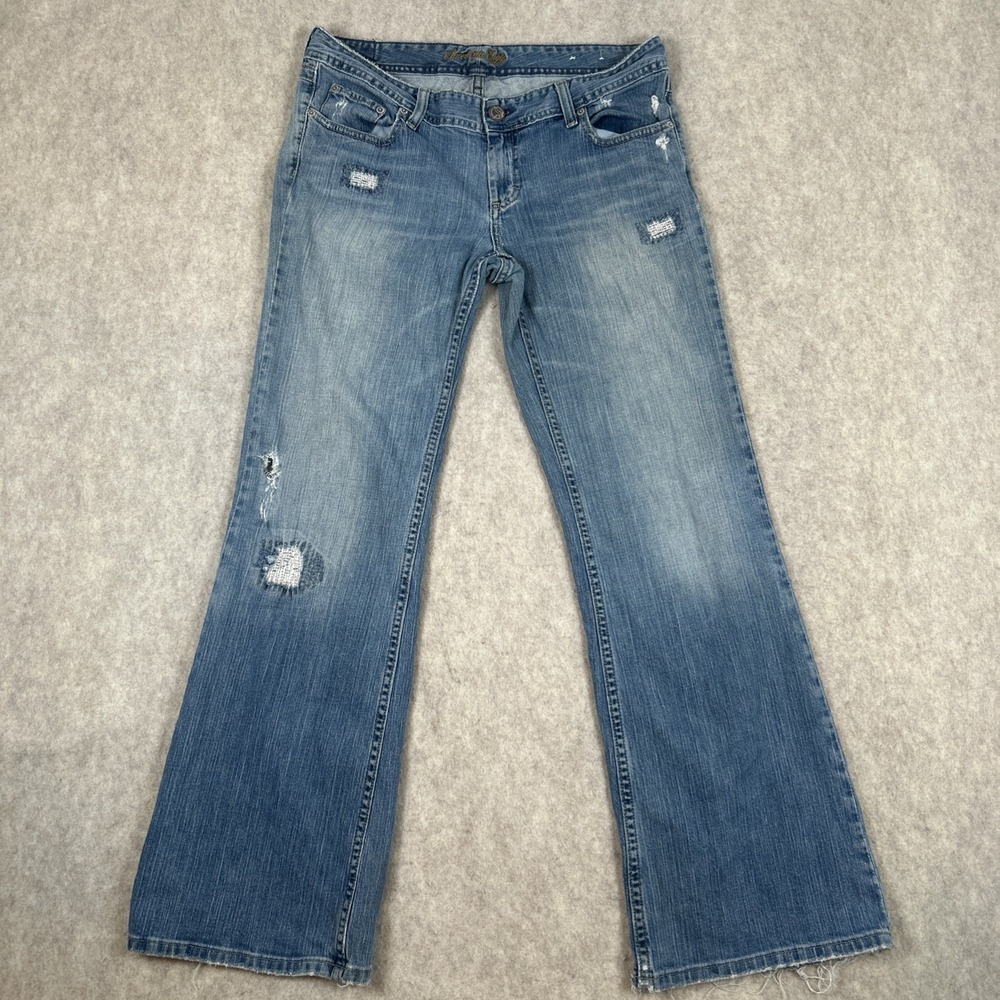 American Eagle Outfitters Women’s Medium Blue Boot Cut Jeans